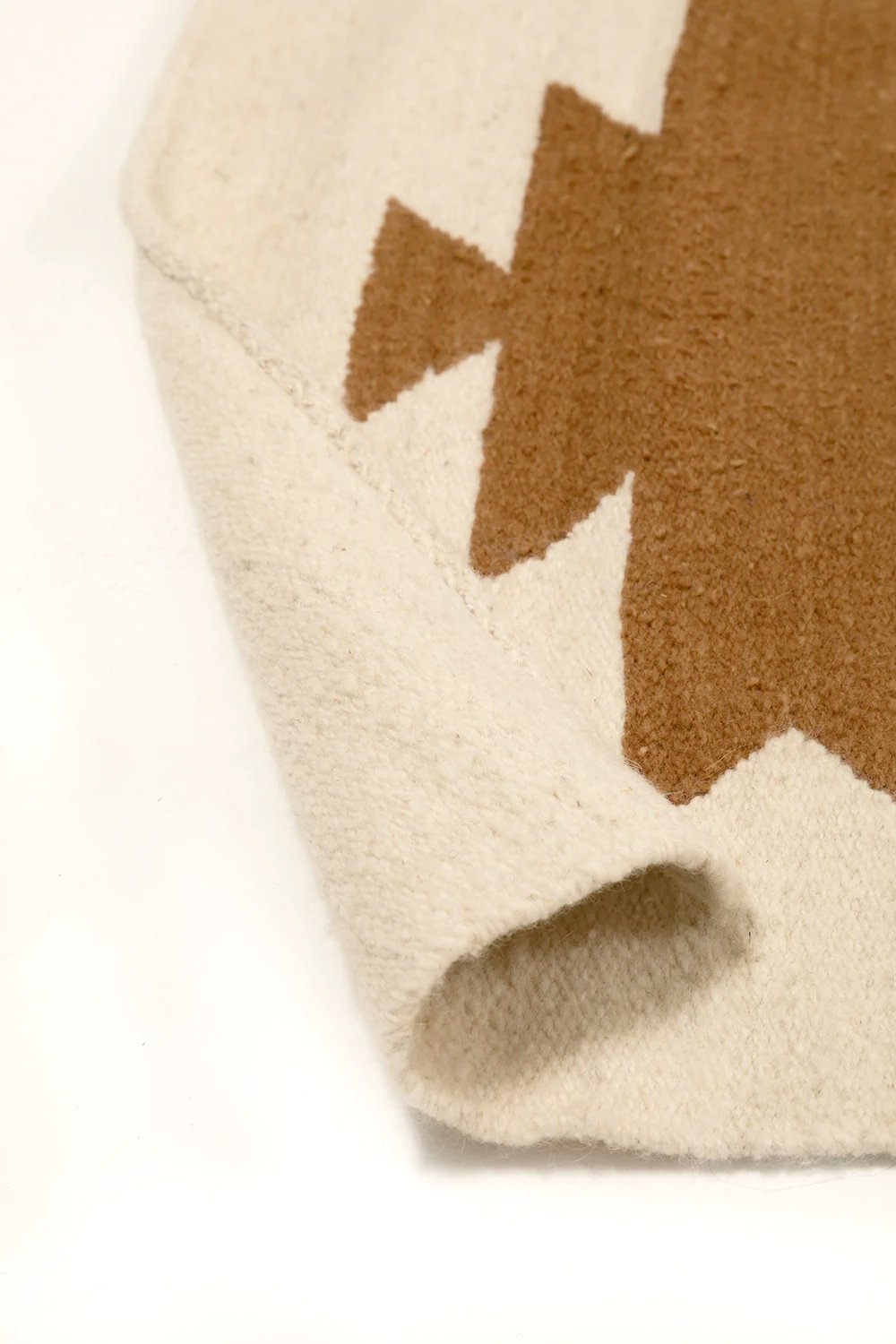 Elvira Pasillo | Natural & Latte