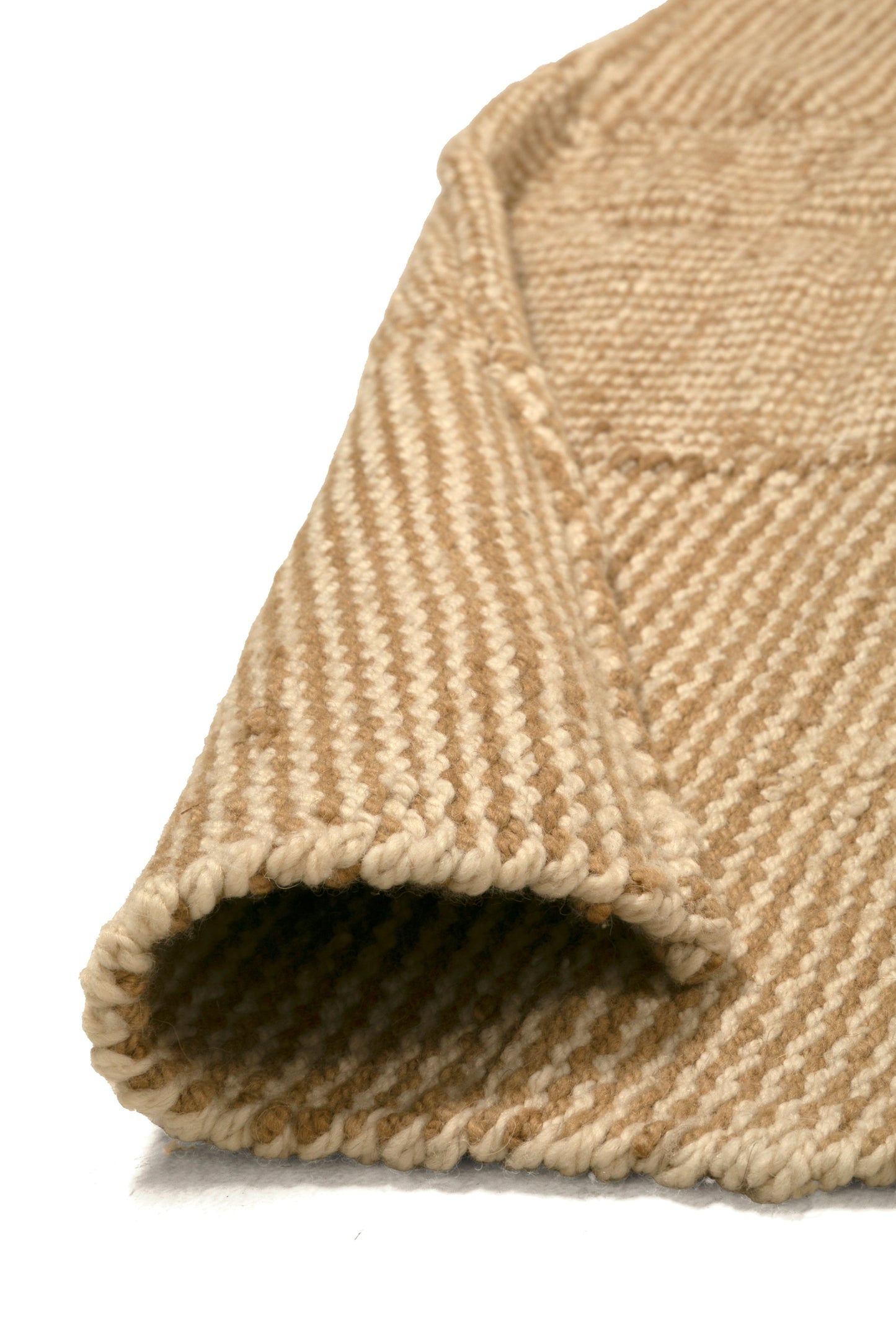 Iris | Natural & Beige