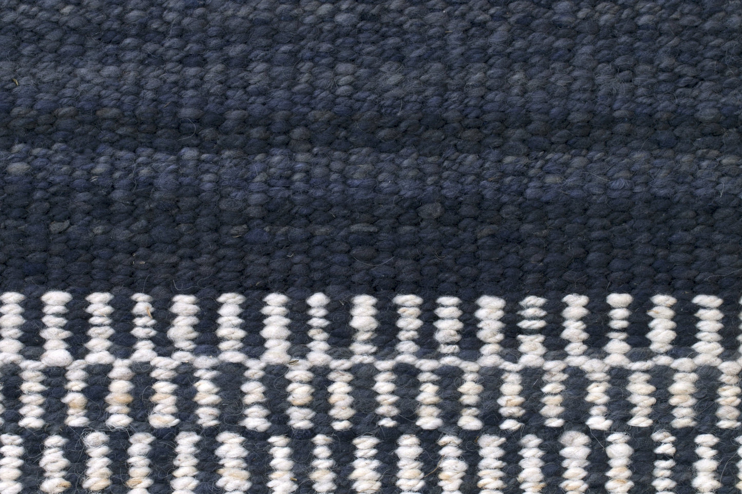 Ana | Azul Marino & Natural