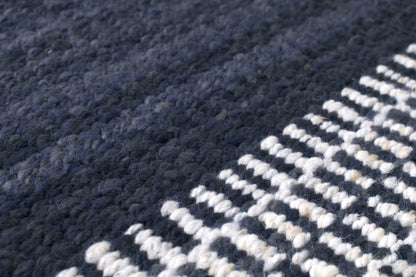 Ana | Azul Marino & Natural