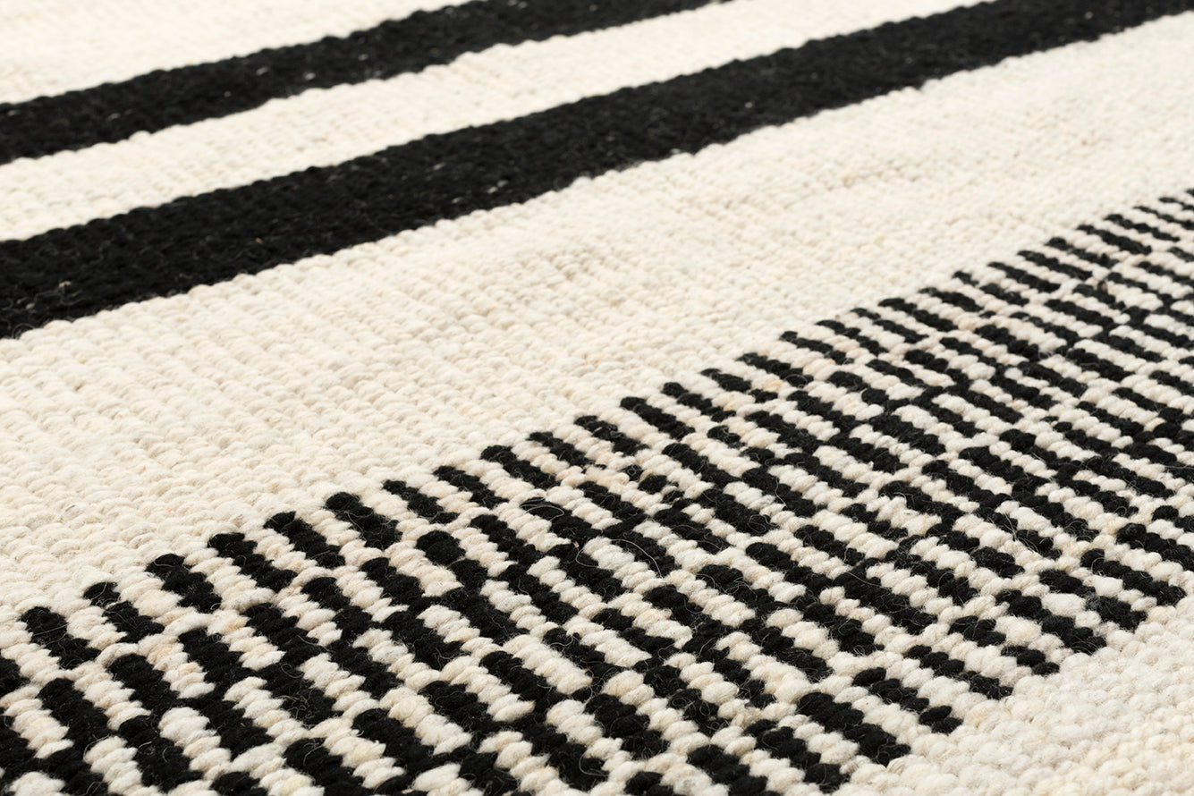 Estefania | Natural & Negro