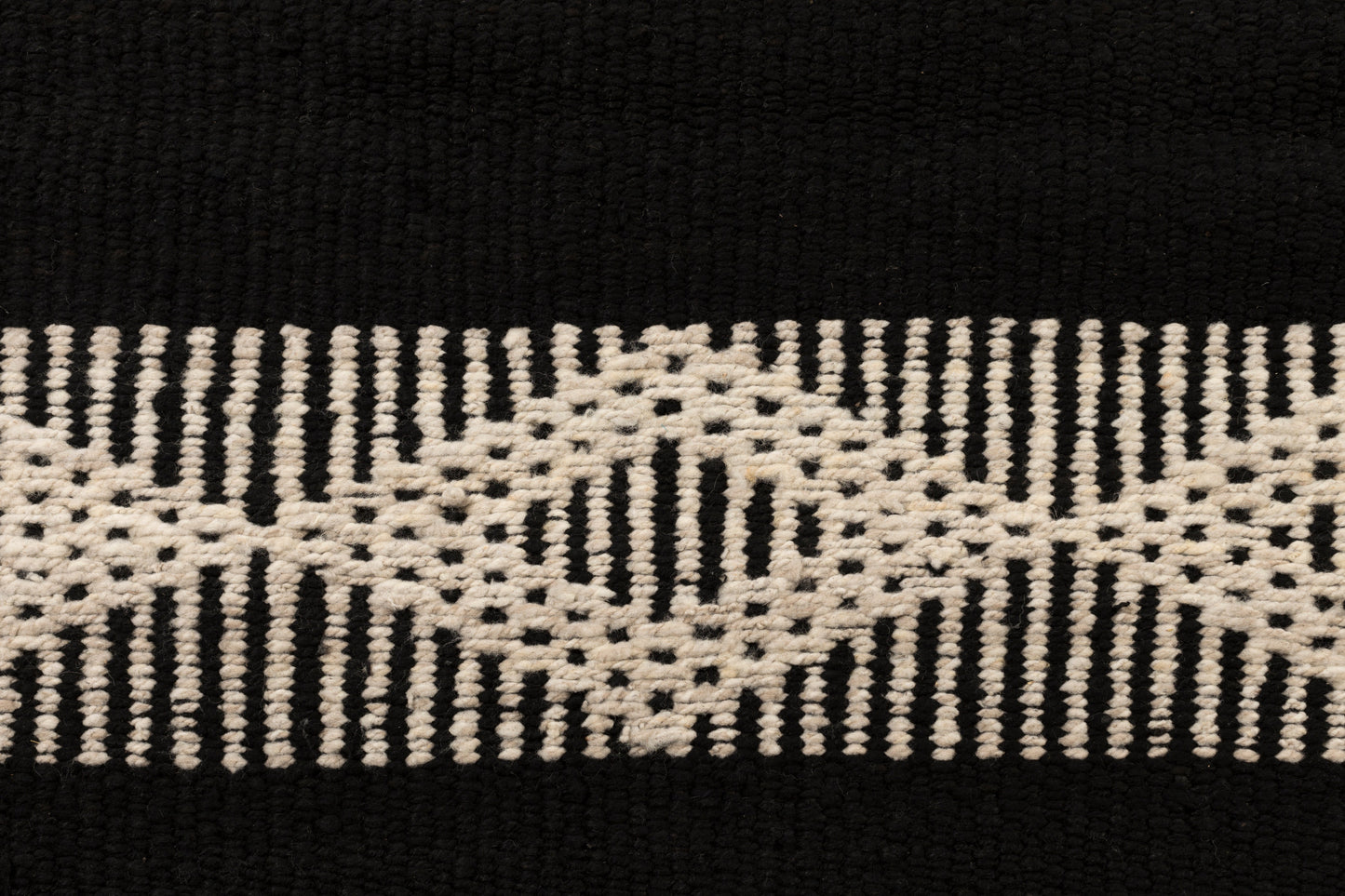 Inés | Negro & Natural