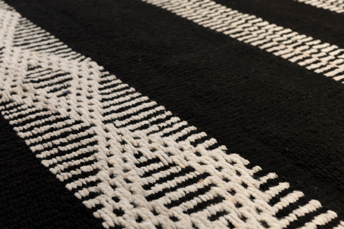 Inés | Negro & Natural