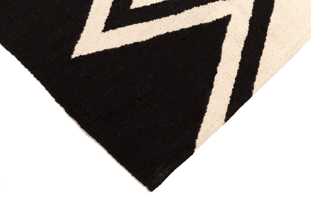 Estela | Black & Natural