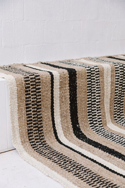 Heloisa | Natural, Arena & Negro