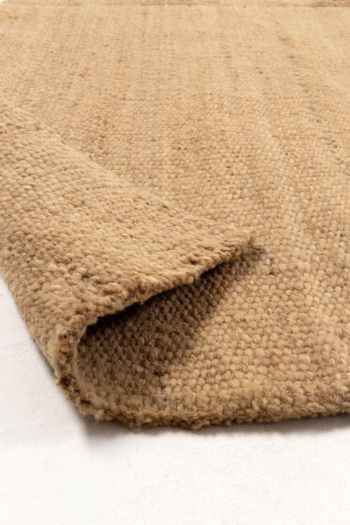 Andrea | Camel & Manteca