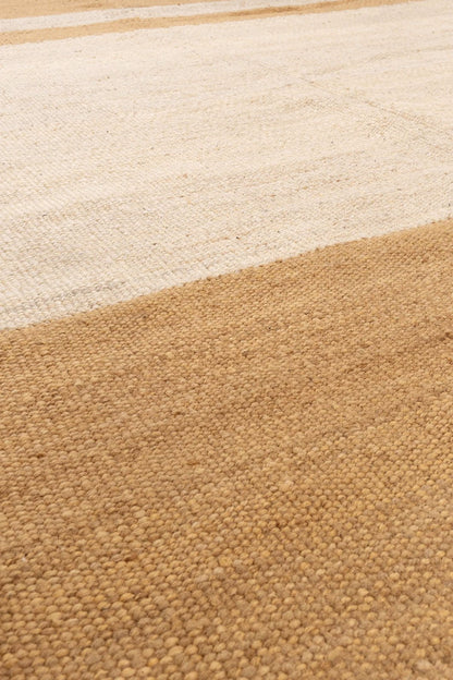 Andrea | Camel & Manteca