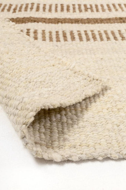 Catalina Pasillo | Natural & Latte