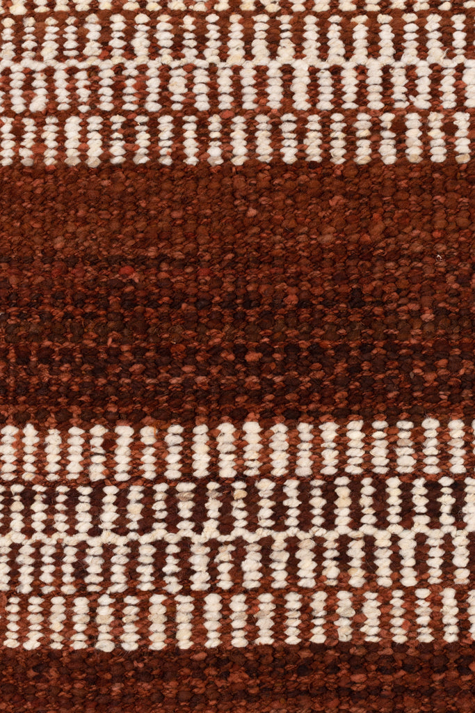 Carla Pasillo | Burgundy & Natural