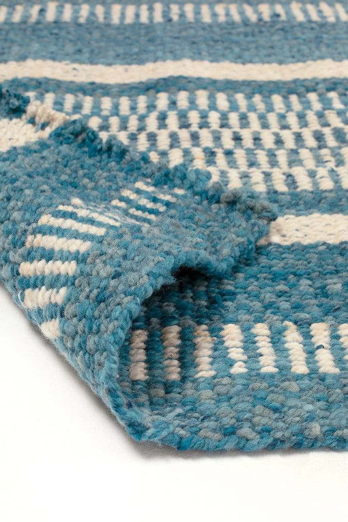 Romina Pasillo | Sea Blue & Natural
