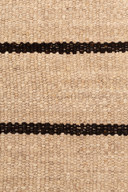 Tomasa | Arena & Negro