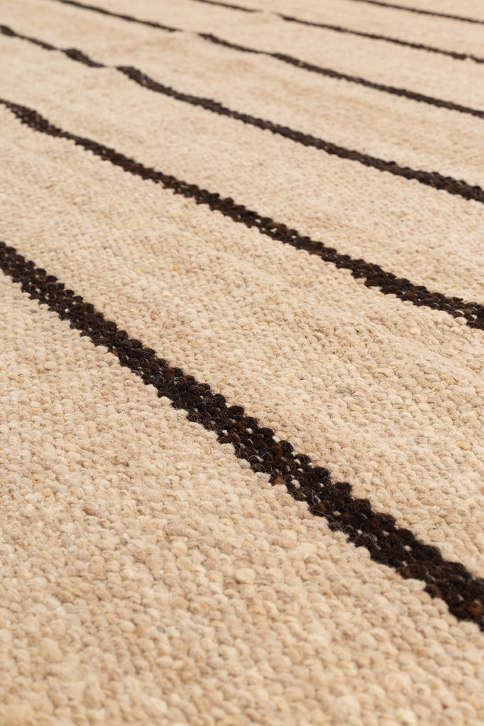 Tomasa | Sand & Black
