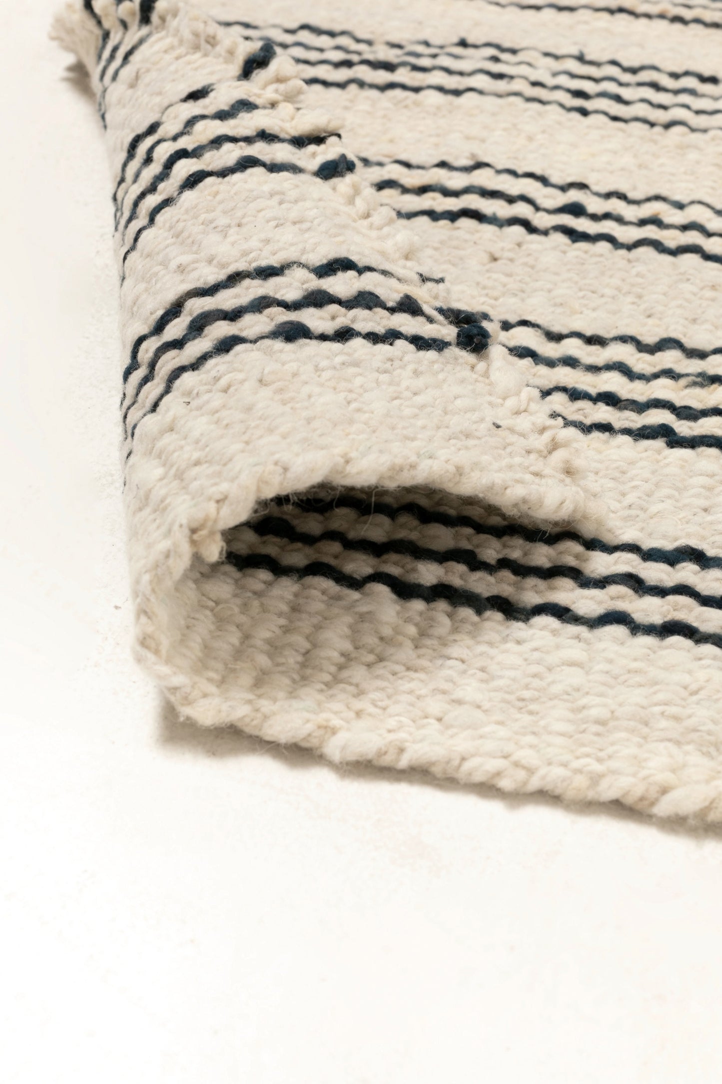 Abril | Natural & Azul Marino