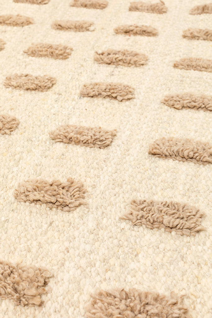 Esther Pasillo | Natural & Sand