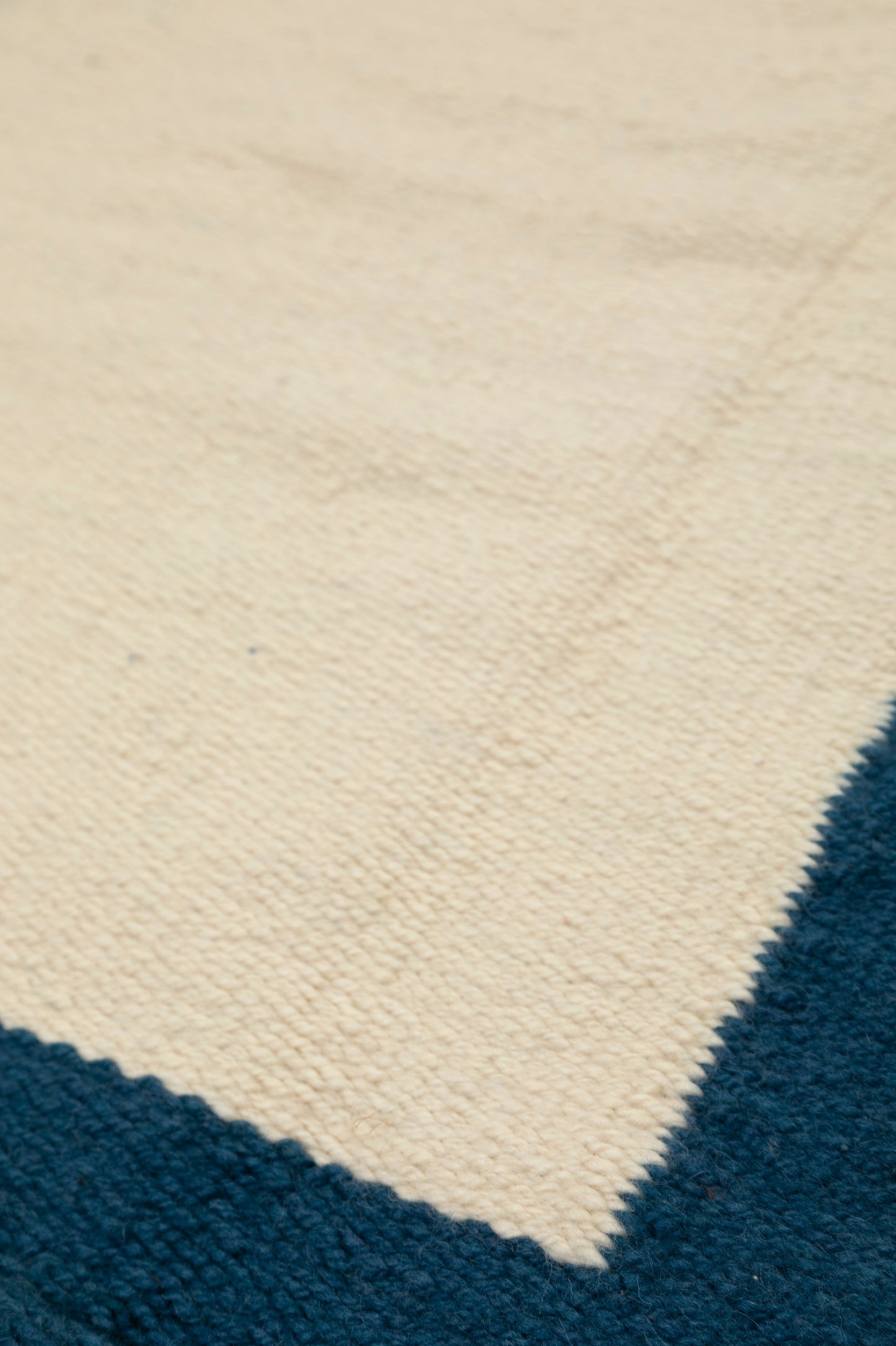 Alexandra Pasillo | Natural & Sea Blue