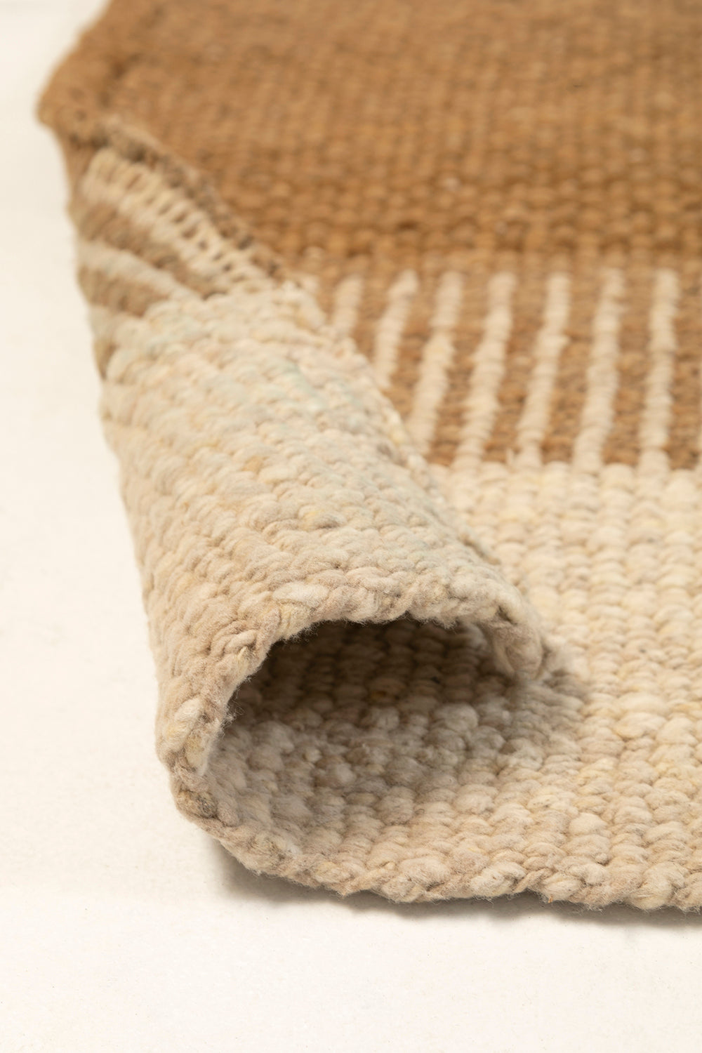 Paloma Pasillo | Latte & Natural