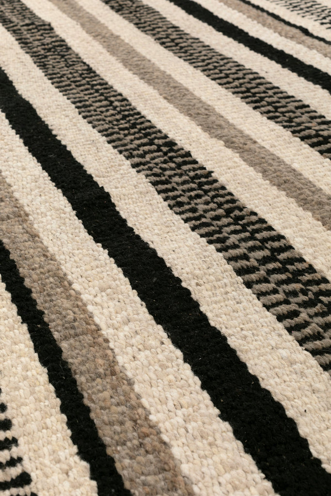 Heloisa | Natural, Black & Grey