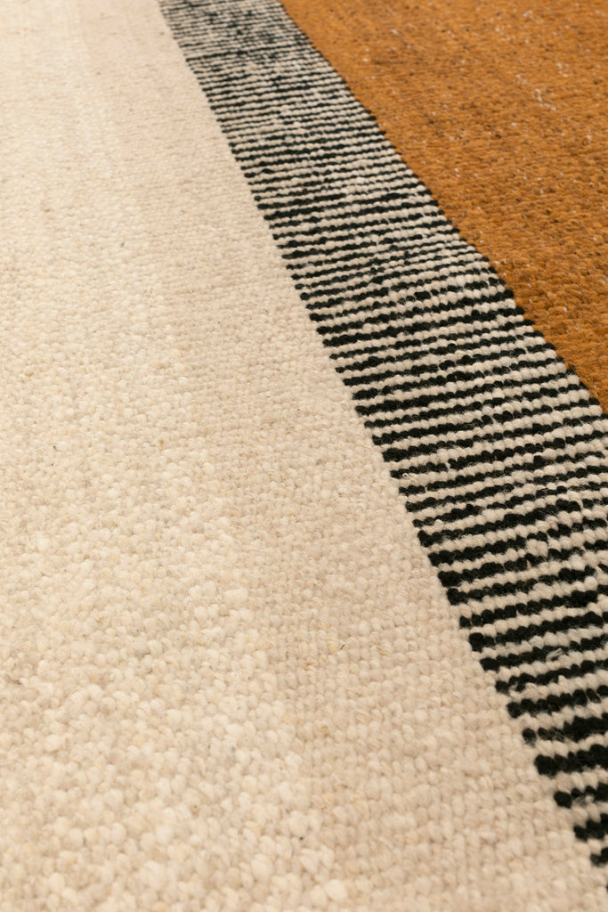 Paloma Pasillo | Copper, Black & Natural