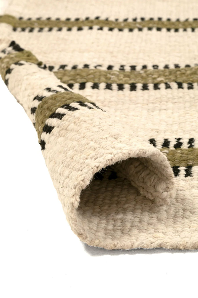Vera | Natural, Black & Moss