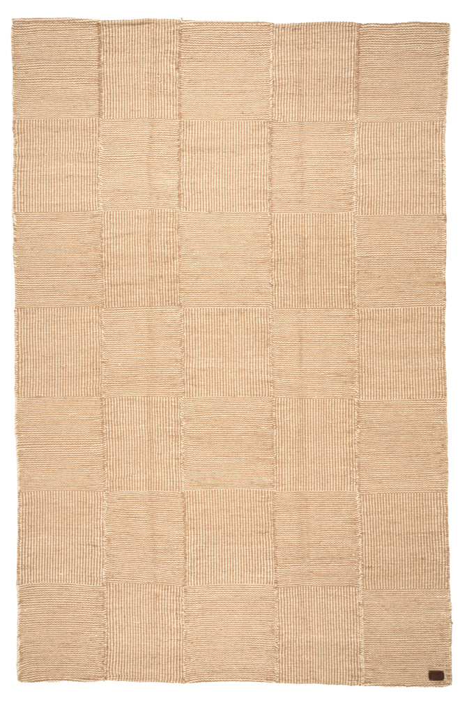 Lara Fina | Natural & Bone