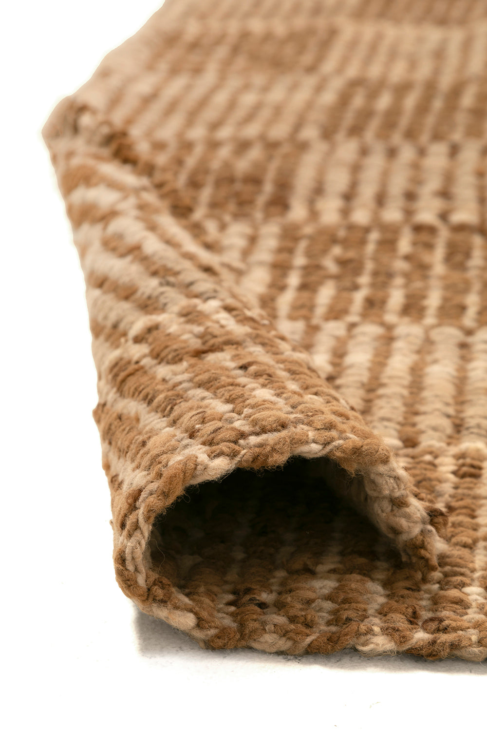 Lara | Latte & Arena