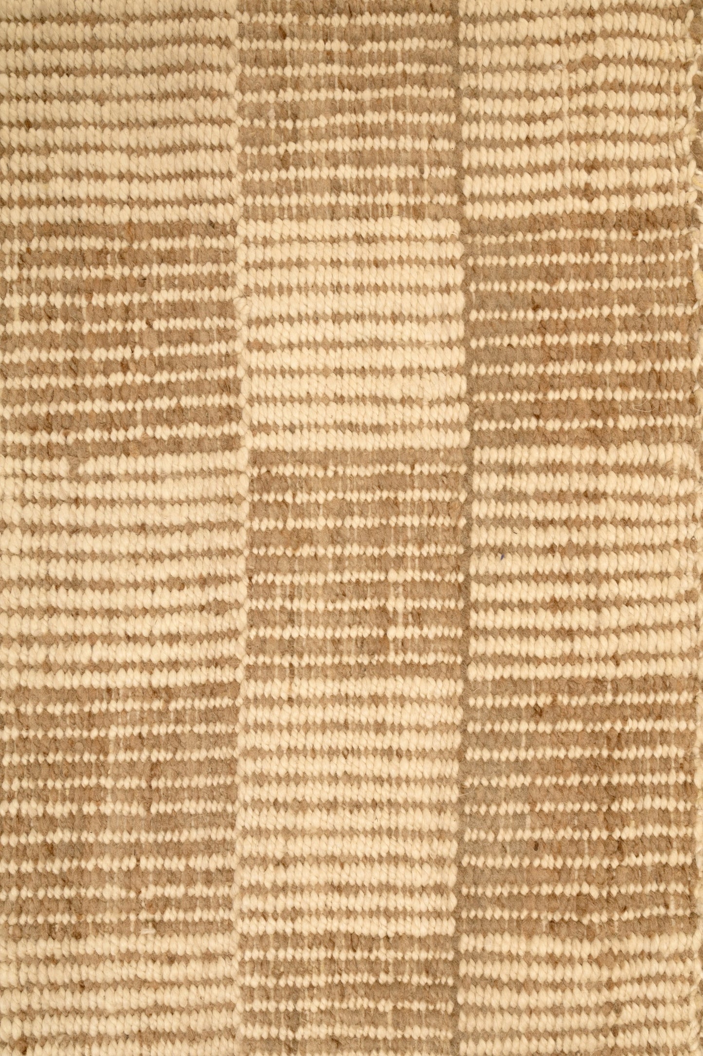 Lara | Natural & Arena