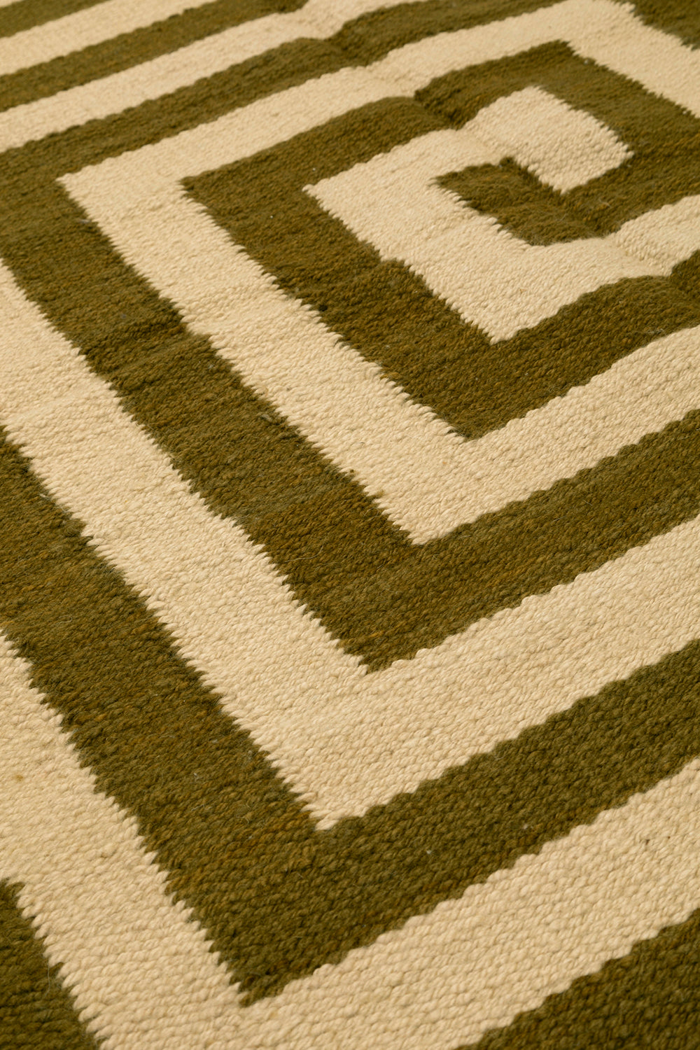 Spirals | Oliva & Beige