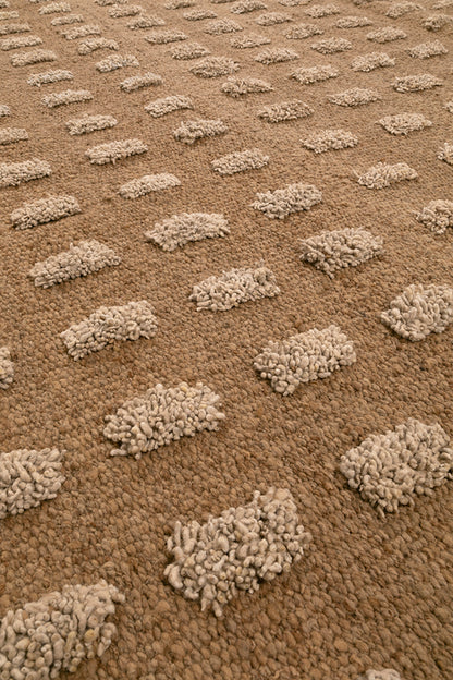 Esther | Latte & Arena