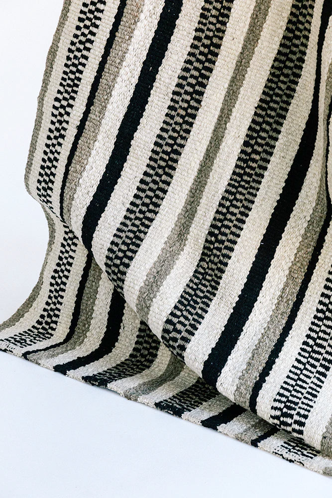 Heloisa | Natural, Black & Grey