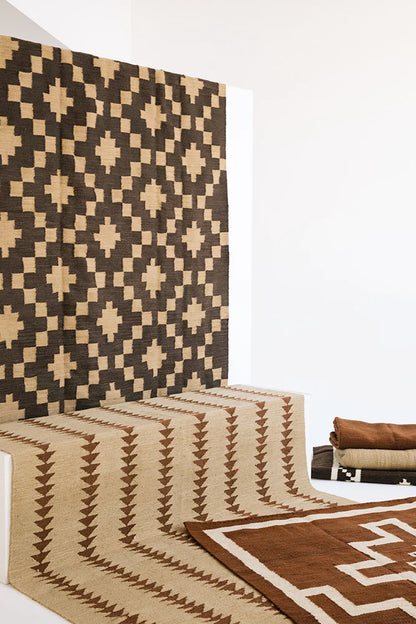 Antonia | Café & Camel