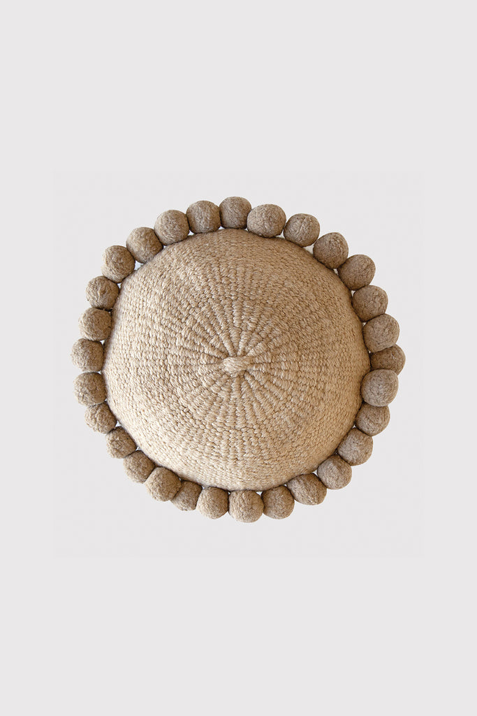 Almohadón Clásico Pom Pom Mediano | Sand