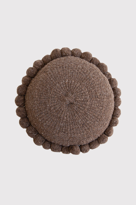 Almohadón Clásico Pom Pom Grande | Walnut