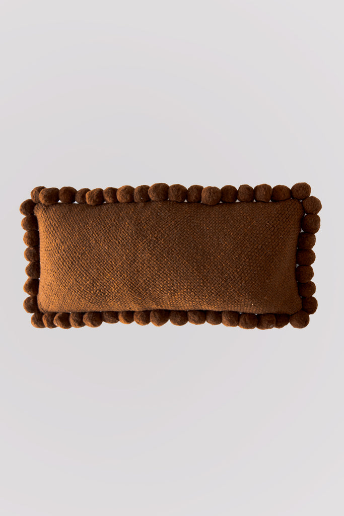 Almohadón Clásico Pom Pom Lumbar XL | Rust