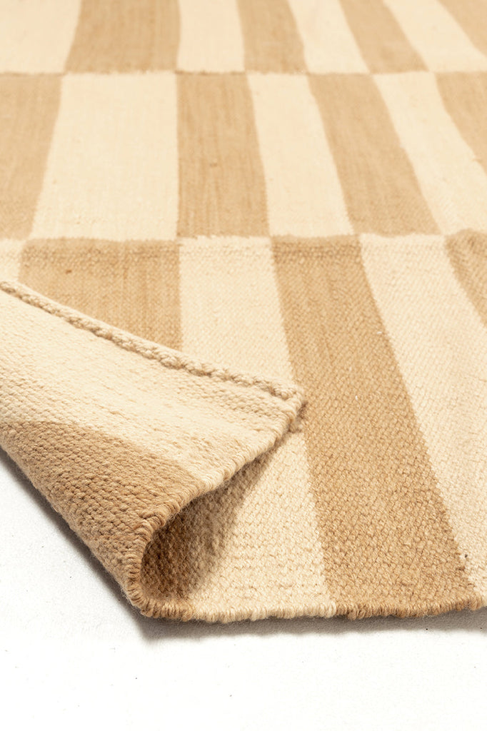 Forma #2 | Bone & Camel
