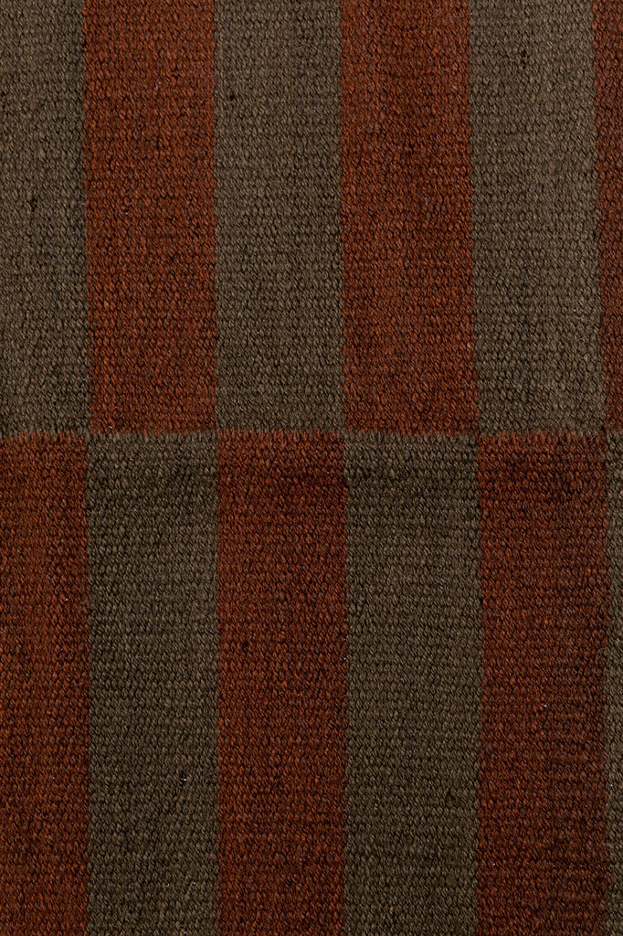 Forma #2 | Burgundy & Natural Brown