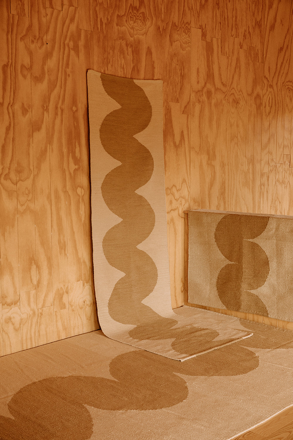 River Pasillo | Beige & Camel