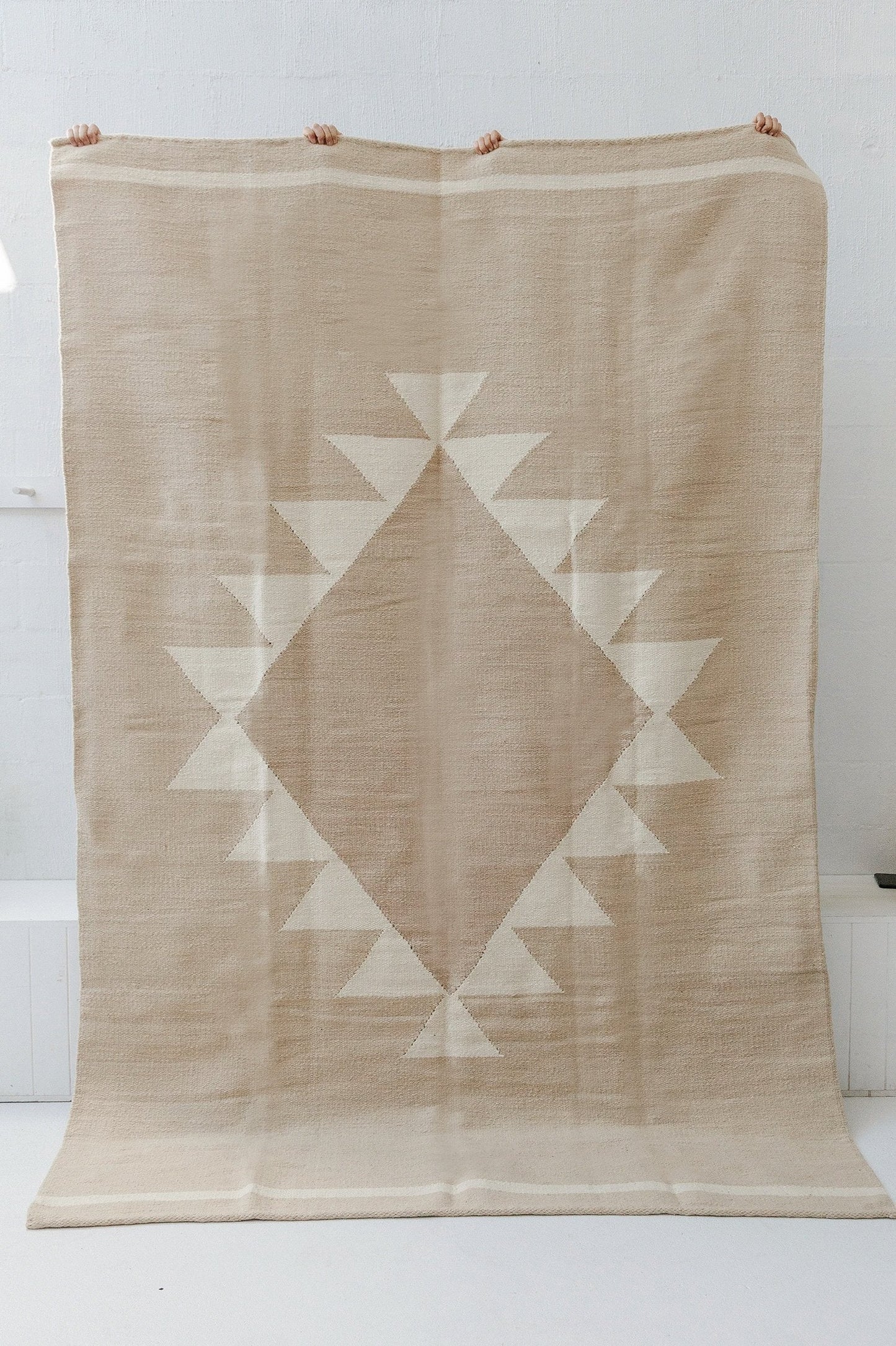 Gabriela | Beige & Natural