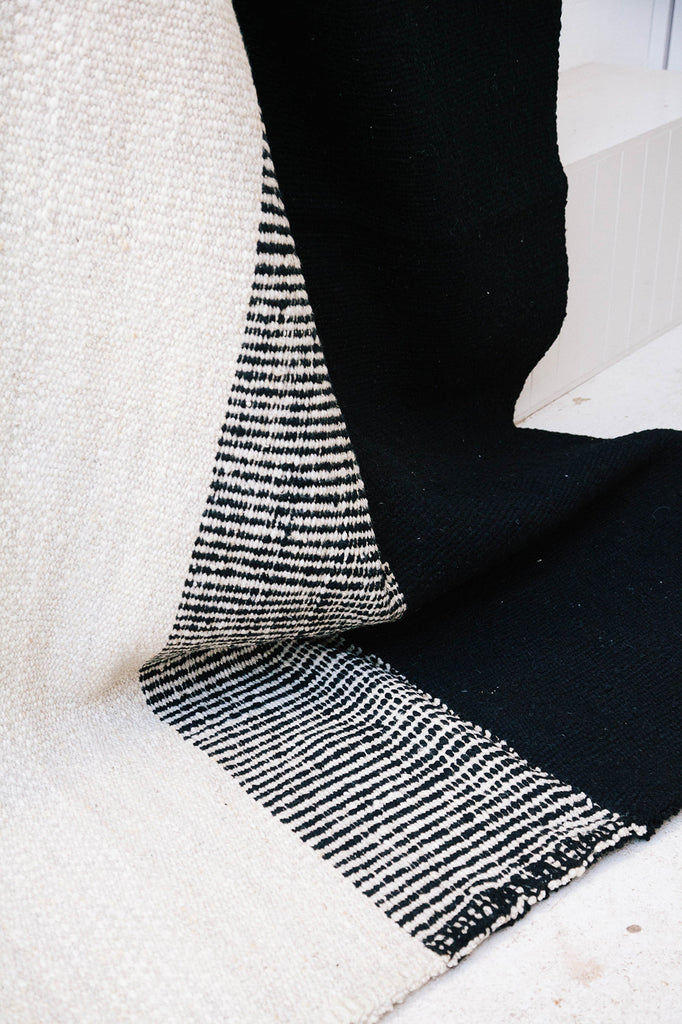 Paloma | Black & Natural