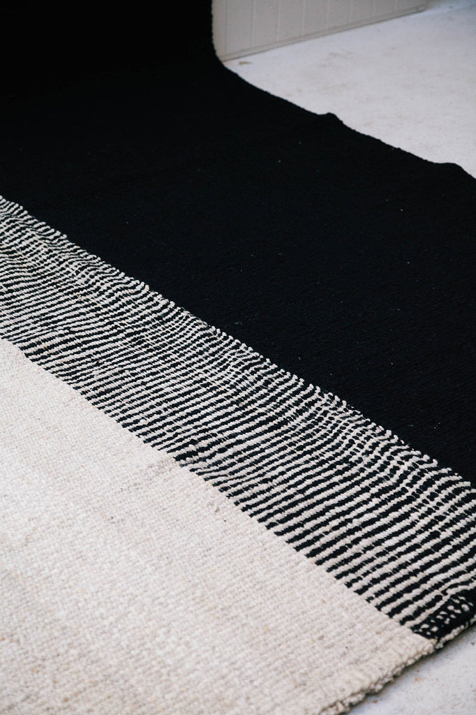 Paloma | Black & Natural