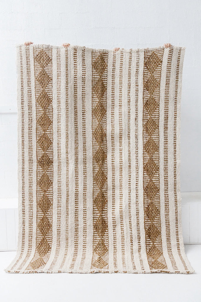 Fidelia | Natural & Latte