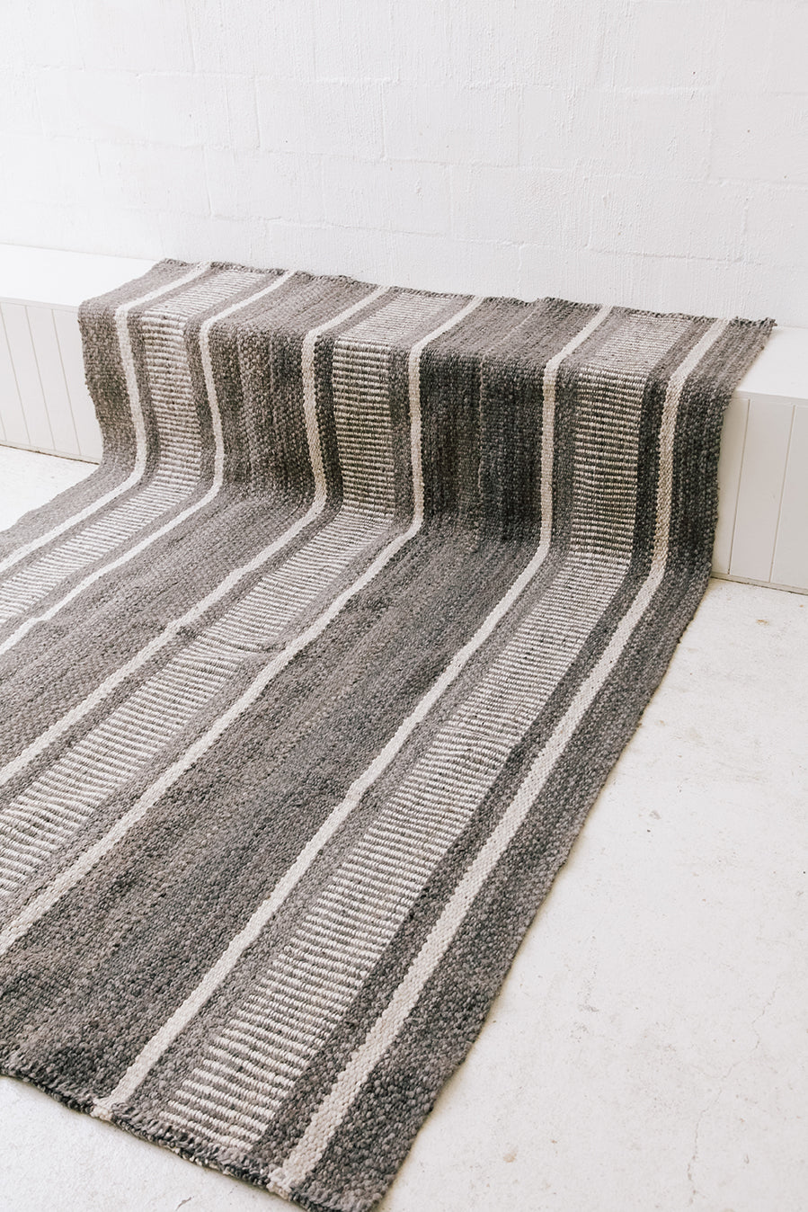 Clemencia | Gris & Natural