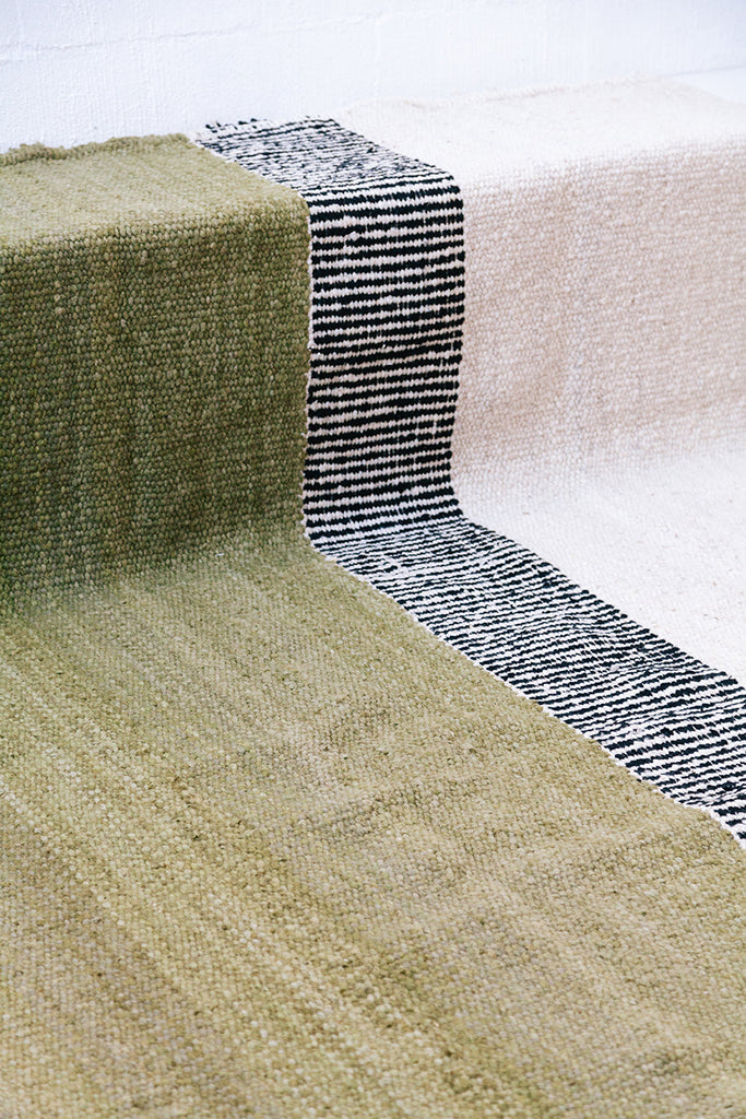 Paloma | Moss, Black & Natural