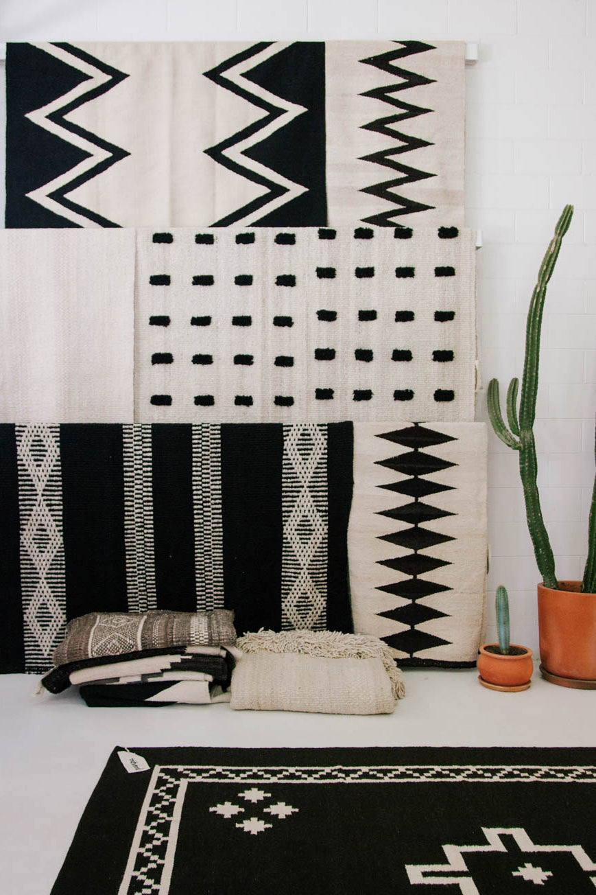 Inés | Negro & Natural