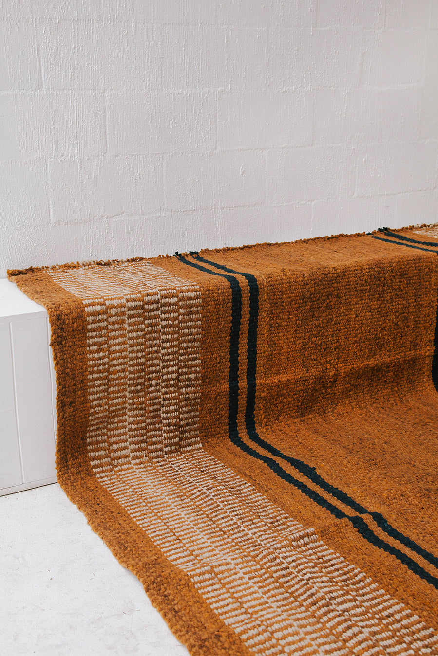 Beatriz | Cobre, Blanco & Azul Marino