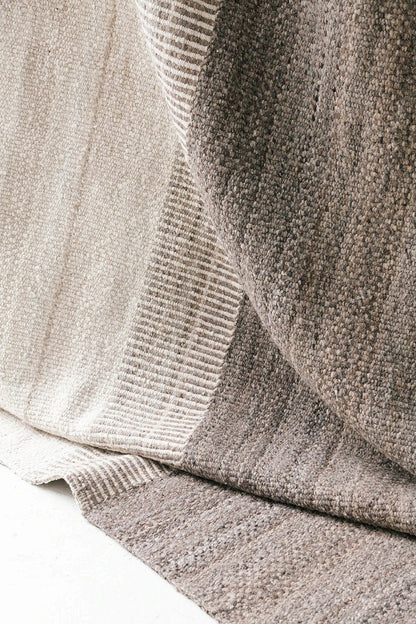 Paloma | Gris Natural & Natural