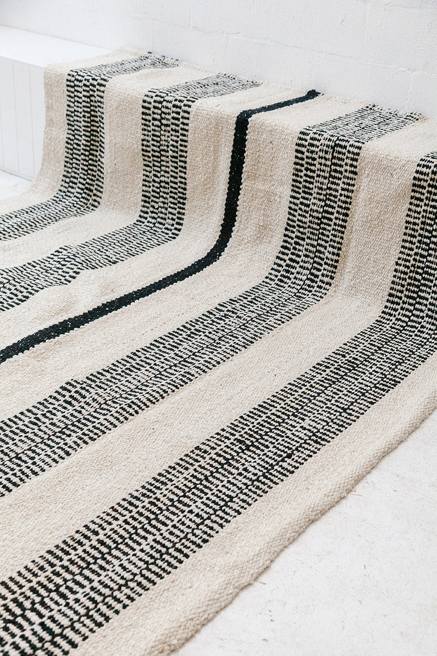 Marina | Natural & Negro