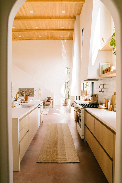 Paloma Pasillo | Latte & Natural