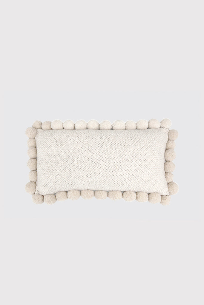 Almohadón Clásico Pom Pom Lumbar | Natural