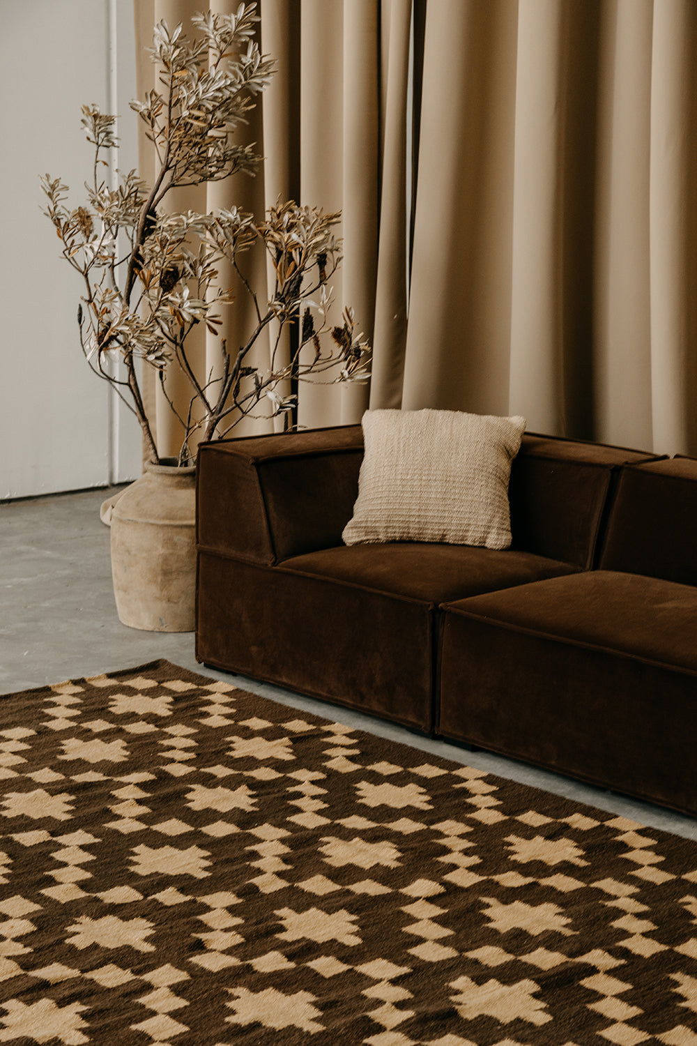 Antonia | Café & Camel