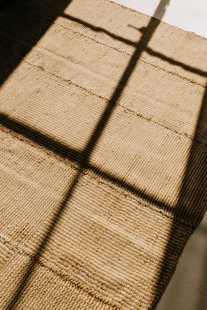 Iris | Natural & Beige